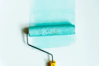 Peinture intérieure à Distré — murs, plafonds et boiseries